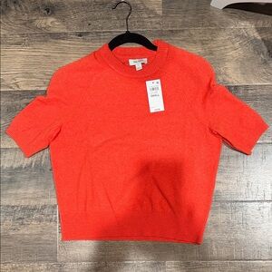 NWT On 34th Bright Coral Orange Short Sleeve Sweater